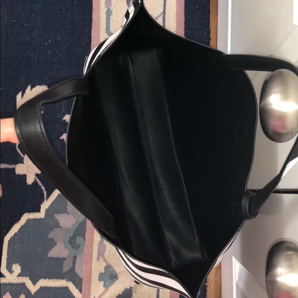 Steve Madden BBenzo Stripe Bag and Clutch - Picture 4 of 7